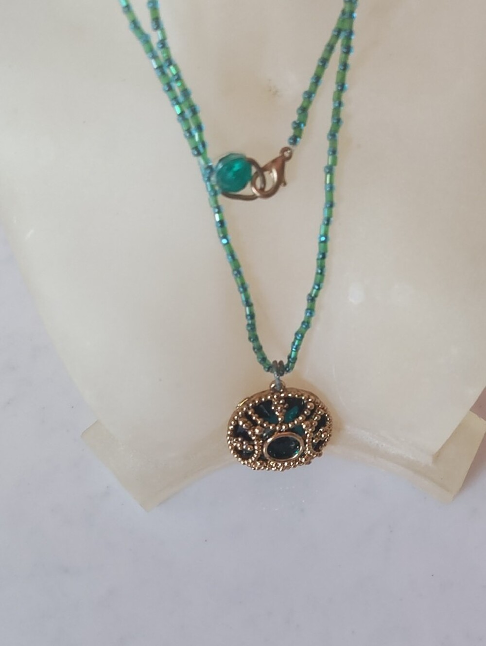 Green Beaded Pendant Necklace - Unbranded